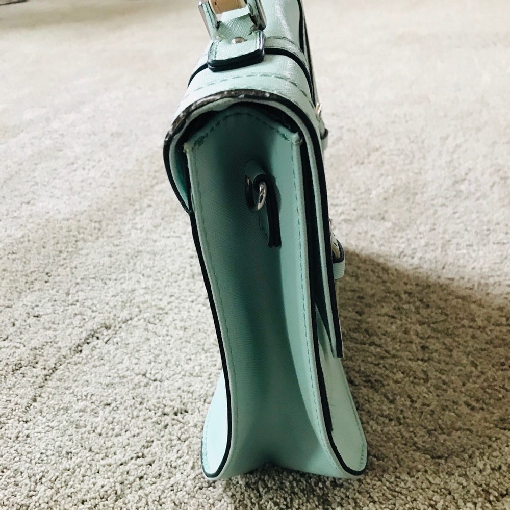 🦋Pastel Guess Hand Bag Purse - Picture 16 of 16